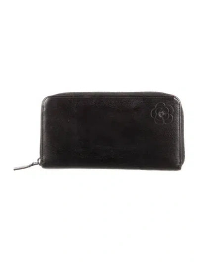 Pre-owned Chanel 2011-2012 Interlocking Cc Logo Continental Wallet In Black