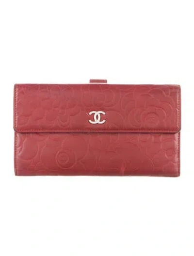 Pre-owned Chanel 2011-2012 Interlocking Cc Logo Trifold Wallet In Red