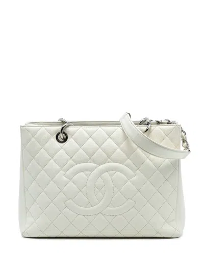 Pre-owned Chanel 2012-2013 Caviar Grand Shopping Tote Bag In White
