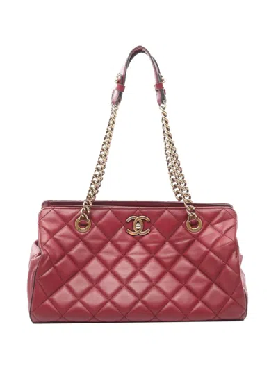 Pre-owned Chanel 2012-2013 Small Quilted Calfskin Perfect Edge Tote Bag In Red
