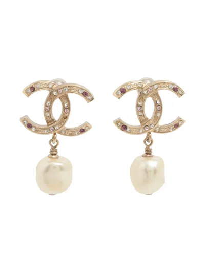 Pre-owned Chanel 2012 Cc Mark Pearl Earrings In Gold