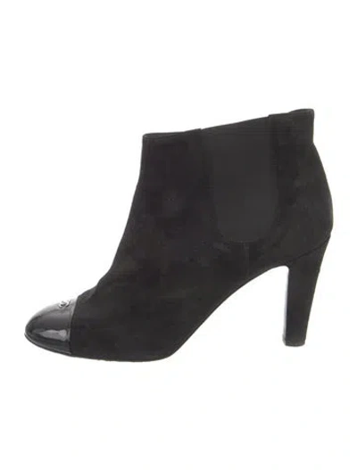 Pre-owned Chanel 2012 Interlocking Cc Logo Boots In Black