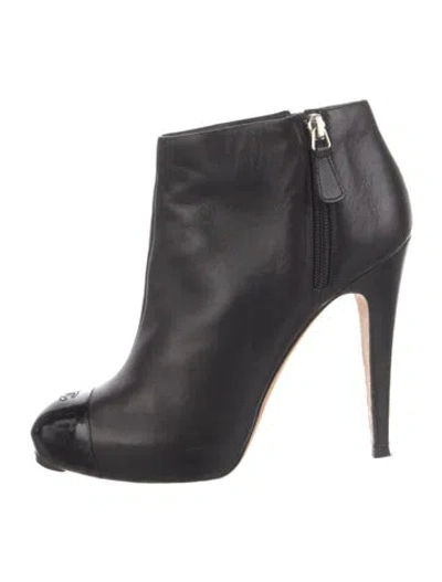 Pre-owned Chanel 2012 Interlocking Cc Logo Boots In Black