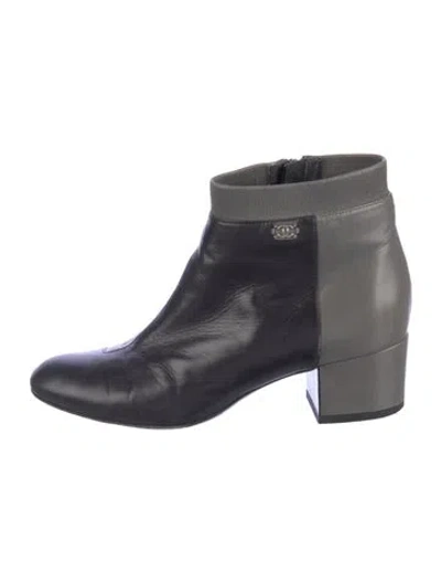 Pre-owned Chanel 2012 Interlocking Cc Logo Boots In Multi