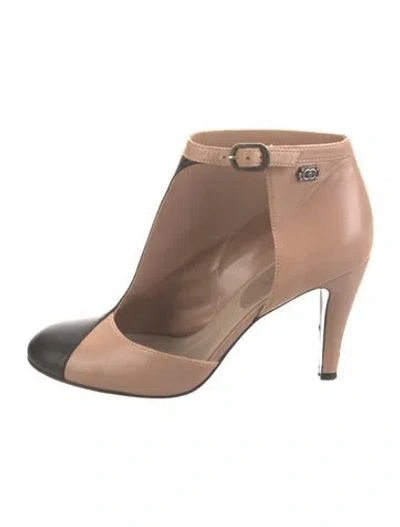 Pre-owned Chanel 2012 Interlocking Cc Logo D'orsay Pumps