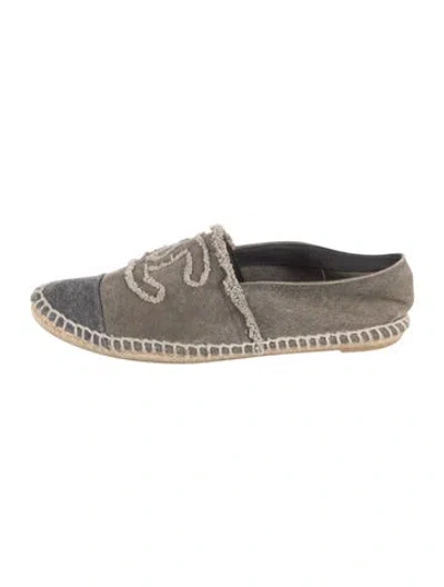 Pre-owned Chanel 2012 Interlocking Cc Logo Espadrilles In Green