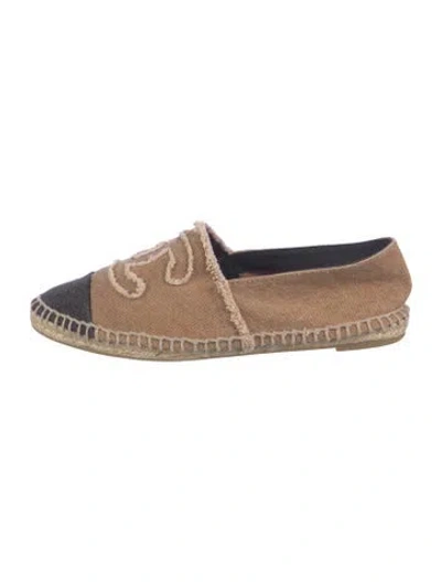 Pre-owned Chanel 2012 Interlocking Cc Logo Espadrilles In Neutrals