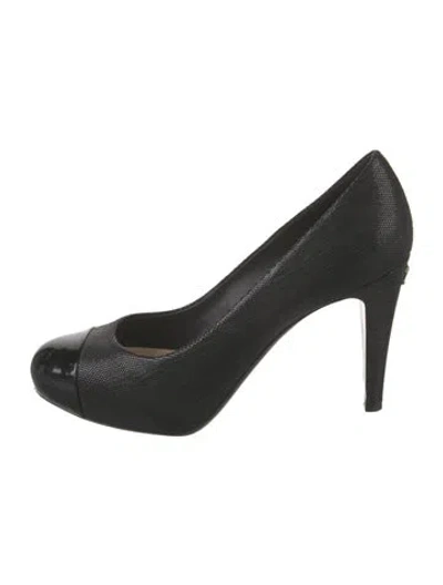 Pre-owned Chanel 2012 Interlocking Cc Logo Pumps In Black