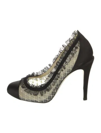 Pre-owned Chanel 2012 Interlocking Cc Logo Pumps In Black