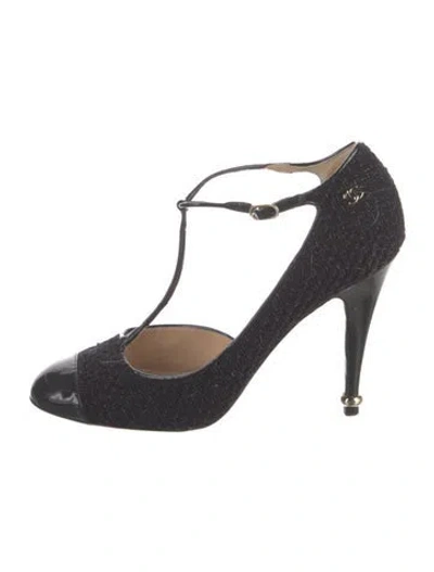 Pre-owned Chanel 2012 Interlocking Cc Logo T-strap Pumps In Blue