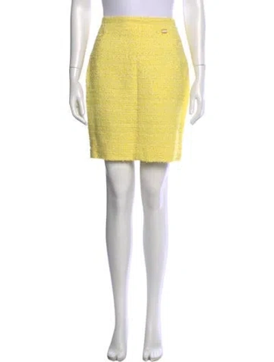 Pre-owned Chanel 2012 Mini Skirt In Yellow