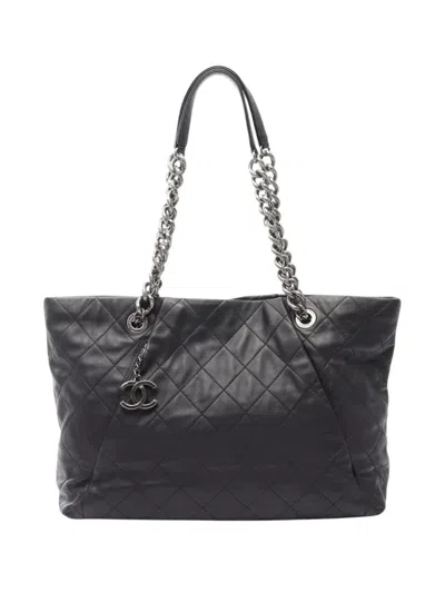 Pre-owned Chanel 2012 Quilted Lambskin Coco Pleats Tote Bag In Black