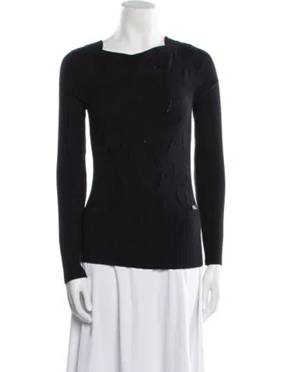 Pre-owned Chanel 2012 Wool Sweater In Purple