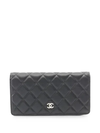 Pre-owned Chanel 2012-2013 Matelassé Bi-fold Wallet In Black