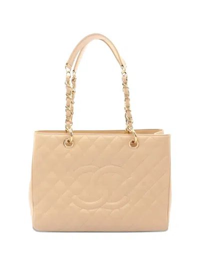 Pre-owned Chanel 2013-2014 Diamond-quilting Chain-strap Shoulder Bag In Neutral