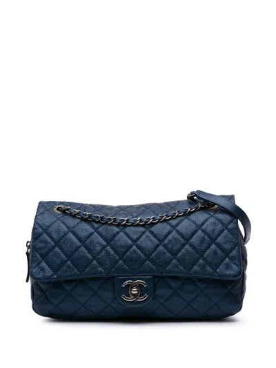 Pre-owned Chanel 2013-2014 Jumbo Quilted Iridescent Caviar Easy Flap Shoulder Bag