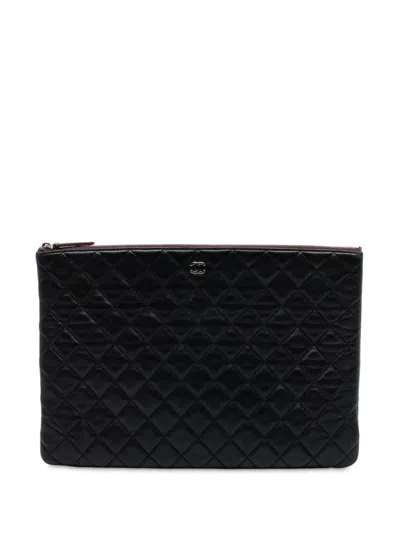Pre-owned Chanel 2013-2014 Large Cc Quilted Lambskin O Case Clutch Bag In Black