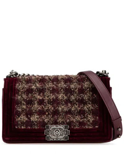 Pre-owned Chanel 2013-2014 Medium Velvet And Tweed Boy Flap Shoulder Bag In Red