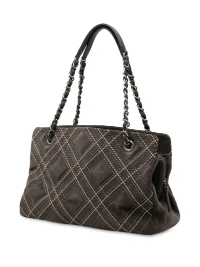 Pre-owned Chanel 2013-2014 Paris Edinburgh Wild Stitch Suede Saltire Shoulder Bag In Gray