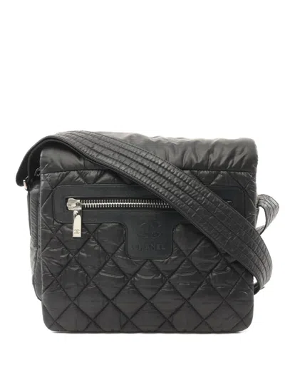 Pre-owned Chanel 2013-2014 Small Diamond-quilted Messenger Bag In Black