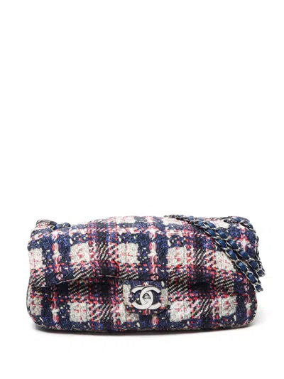 Pre-owned Chanel 2013-2014 Tweed Shoulder Bag In Blue