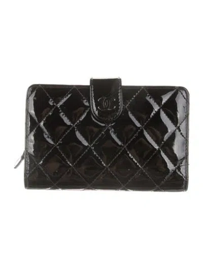 Pre-owned Chanel 2013 Cc French Purse French Purse In Black