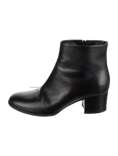 Pre-owned Chanel 2013 Cc Logo Boots Boots In Black