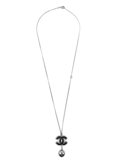 Pre-owned Chanel 2013 Cc Logo Necklace In Silver