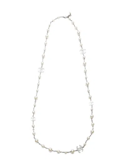 Pre-owned Chanel 2013 Cc Mark Pearl Long Necklace In Silver