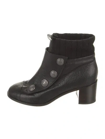 Pre-owned Chanel 2013 Interlocking Cc Logo Boots In Black