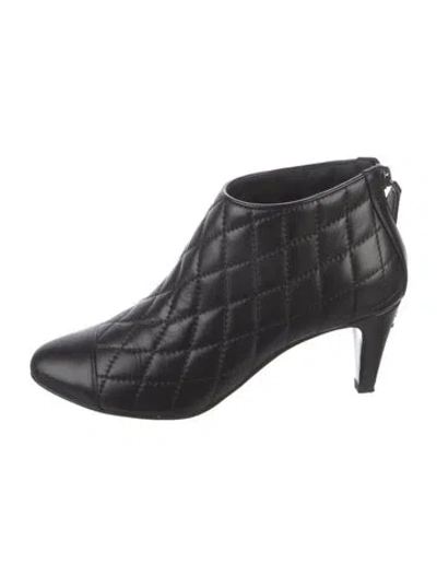 Pre-owned Chanel 2013 Interlocking Cc Logo Boots In Black