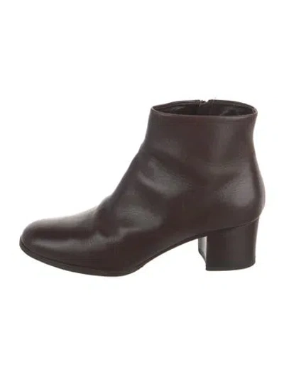 Pre-owned Chanel 2013 Interlocking Cc Logo Boots In Burgundy