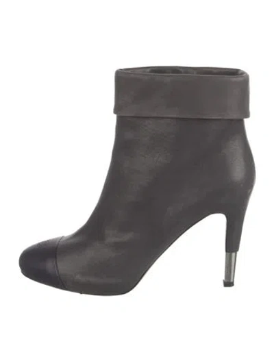 Pre-owned Chanel 2013 Interlocking Cc Logo Boots In Gray