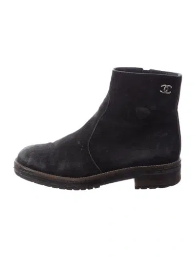 Pre-owned Chanel 2013 Interlocking Cc Logo Moto Boots In Brown