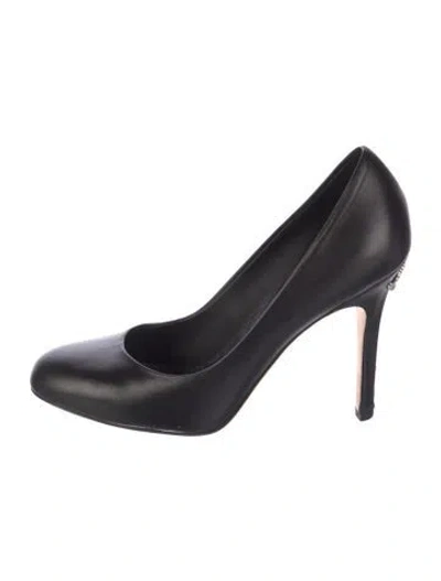 Pre-owned Chanel 2013 Interlocking Cc Logo Pumps In Black