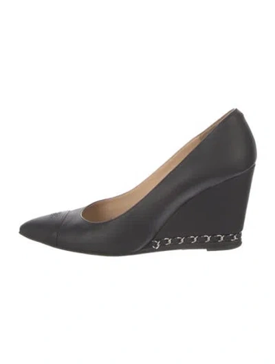 Pre-owned Chanel 2013 Interlocking Cc Logo Pumps In Black