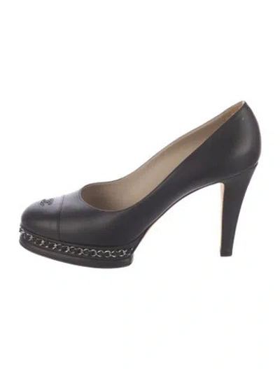 Pre-owned Chanel 2013 Interlocking Cc Logo Pumps In Black