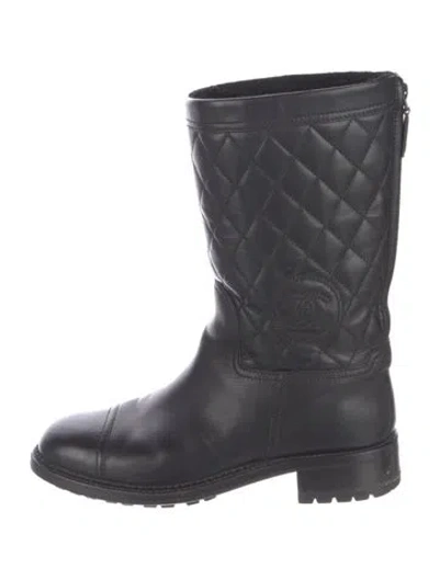 Pre-owned Chanel 2013 Interlocking Cc Logo Rain Boots In Black