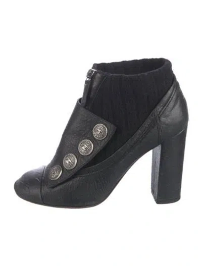 Pre-owned Chanel 2013 Interlocking Cc Logo Sock Boots In Black