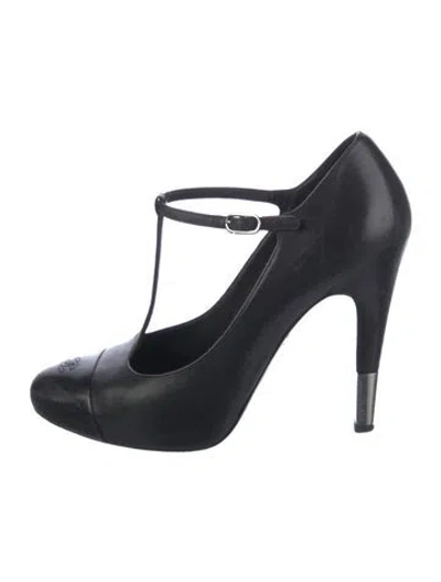 Pre-owned Chanel 2013 Interlocking Cc Logo T-strap Pumps In Black