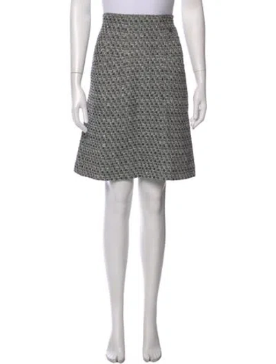 Pre-owned Chanel 2013 Knee-length Skirt In White