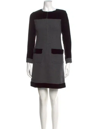Pre-owned Chanel 2013 Mini Dress In Grey