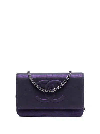 Pre-owned Chanel 2013-2014 Cc Metallic Crackling Lizard Printed Leather Wallet On Chain Crossbody Bag In Purple