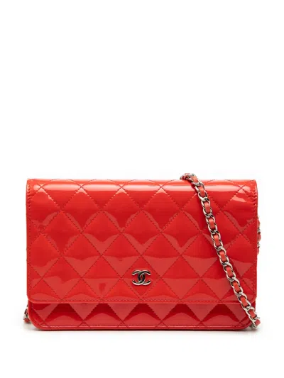 Pre-owned Chanel 2013-2014 Cc Patent Wallet On Chain Crossbody Bag In Orange