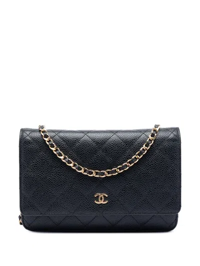 Pre-owned Chanel 2013-2014 Cc Quilted Caviar Wallet On Chain Crossbody Bag In Black