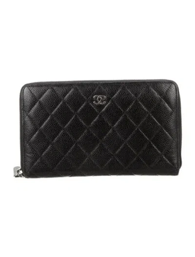 Pre-owned Chanel 2013-2014 Interlocking Cc Logo Trifold Wallet In Black