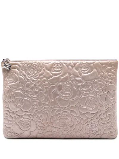 Pre-owned Chanel 2013-2014 Large Cc Embossed Metallic Lambskin Camellia O Case Clutch Bag In Pink