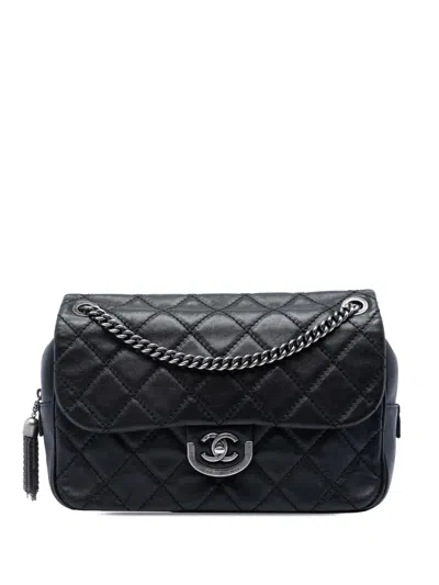 Pre-owned Chanel 2013-2014 Paris Edinburgh Jumbo Quilted Calfskin Coco Sporran Flap Shoulder Bag In Black