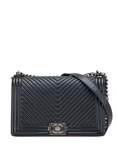Pre-owned Chanel 2014-2015 Medium Chevron Wrinkled Lambskin Boy Flap Crossbody Bag In Black