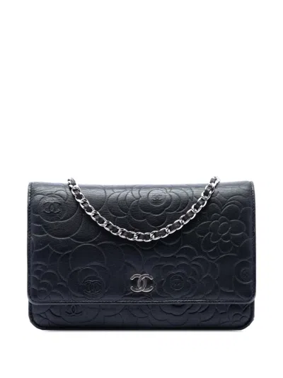 Pre-owned Chanel 2014 Cc Embossed Lambskin Camellia Wallet On Chain Crossbody Bag In Black
